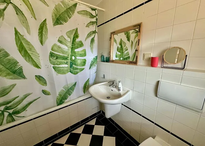 Charming With A View Of Schermuetzelsee بيت للعطل *