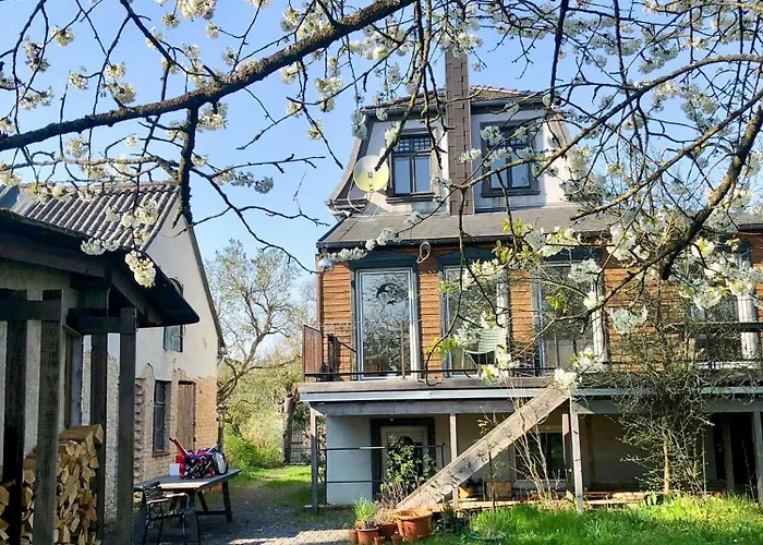 Charming With A View Of Schermuetzelsee بيت للعطل